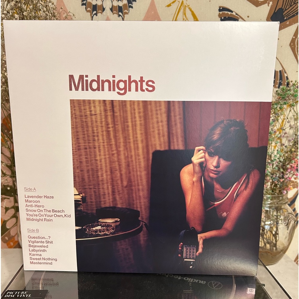 Midnights vinyl, Taylor Swift